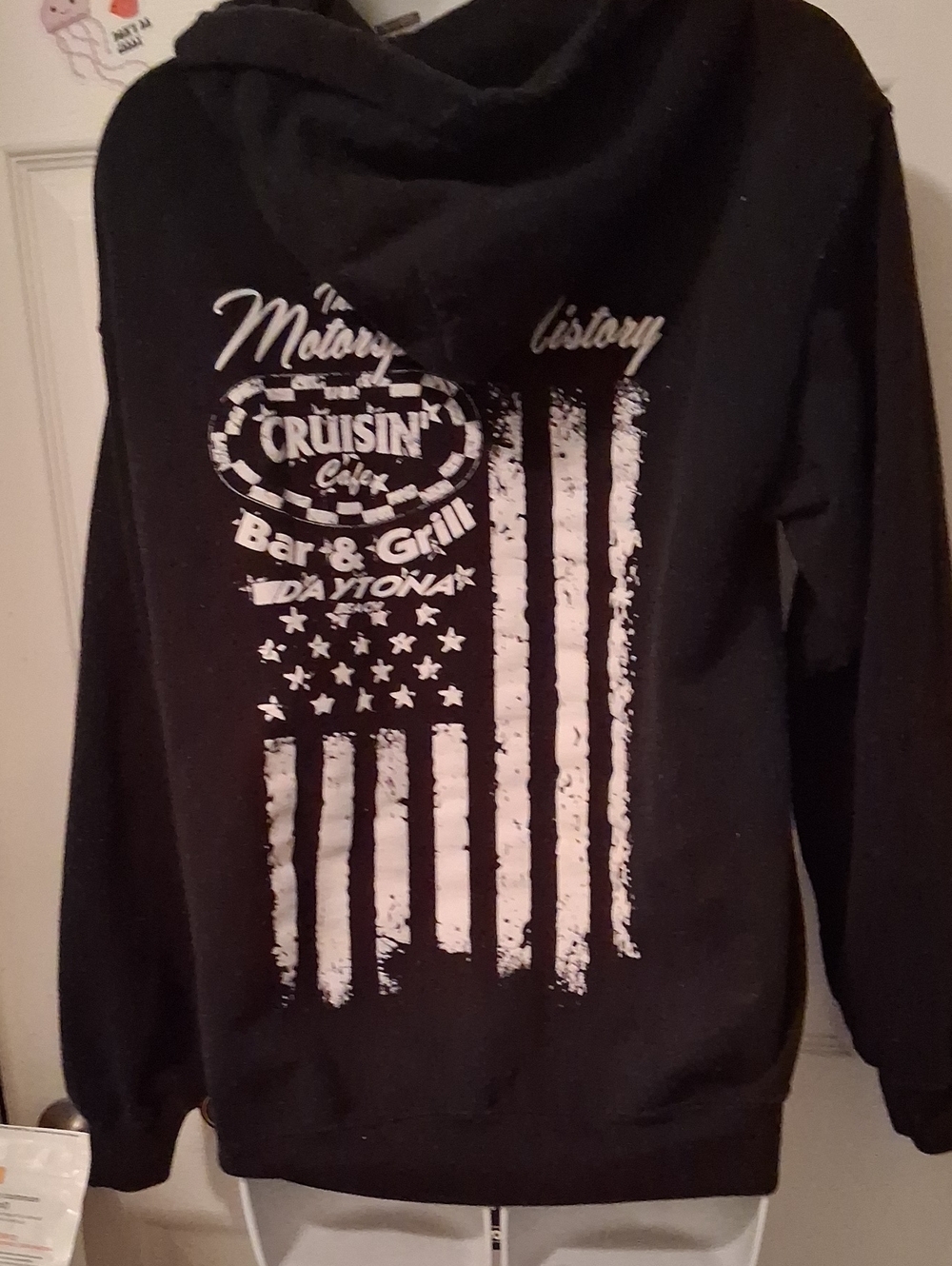 Gildan Hoodie, Cruizen Cafe